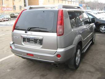 2004 Nissan X-Trail Photos