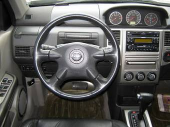 2004 Nissan X-Trail Pictures