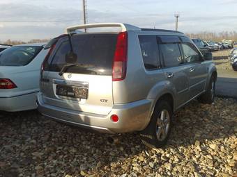 2004 Nissan X-Trail Pictures