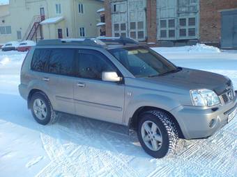 2004 Nissan X-Trail Photos