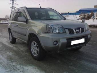 2004 Nissan X-Trail Photos