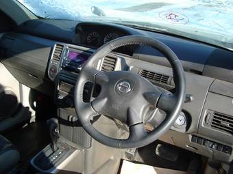 2004 Nissan X-Trail Pictures