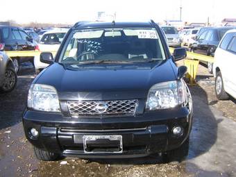 2004 Nissan X-Trail Images