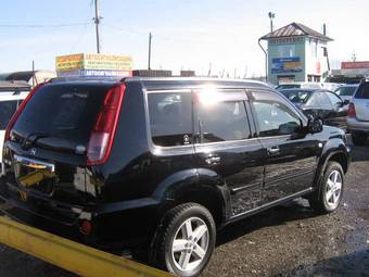 2004 Nissan X-Trail Photos