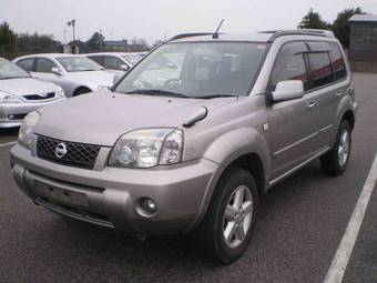 2004 Nissan X-Trail Wallpapers