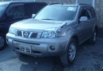 2004 Nissan X-Trail Photos