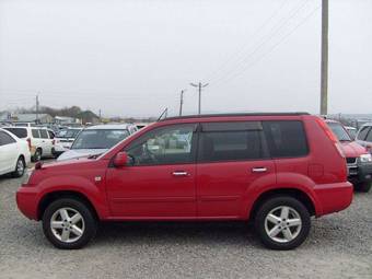 2004 Nissan X-Trail Photos