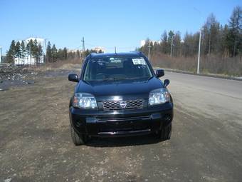 2004 Nissan X-Trail Photos