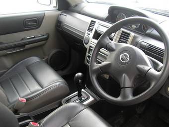 2004 Nissan X-Trail Pictures