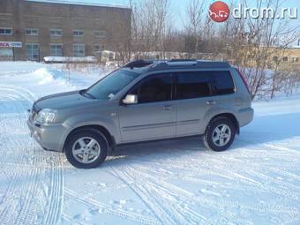 2004 Nissan X-Trail Photos