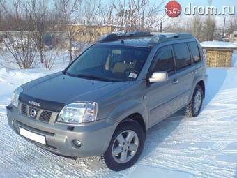 2004 Nissan X-Trail Photos