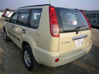 2004 Nissan X-Trail Photos