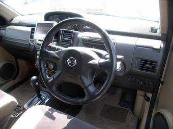 2004 Nissan X-Trail Pictures