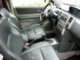 2004 Nissan X-Trail Photos