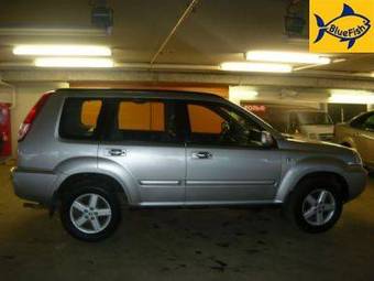 2004 Nissan X-Trail Photos