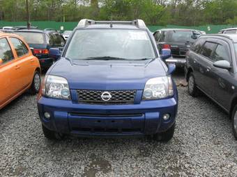 2004 Nissan X-Trail Photos