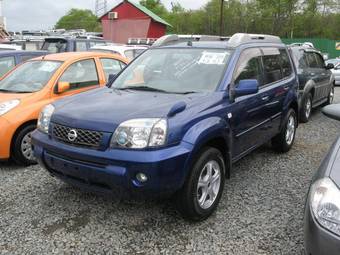 2004 Nissan X-Trail Photos