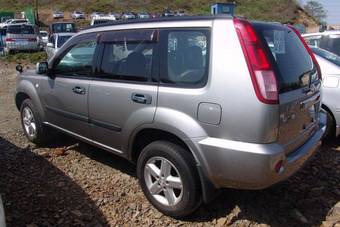 2004 Nissan X-Trail Wallpapers