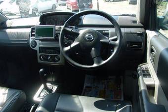 2004 Nissan X-Trail Images