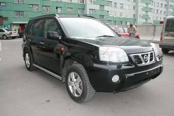 2004 Nissan X-Trail Photos