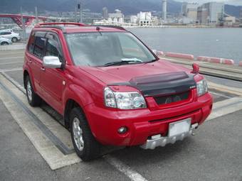 2004 Nissan X-Trail Images