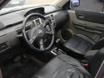 2004 Nissan X-Trail Photos