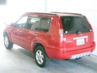 2004 Nissan X-Trail Images