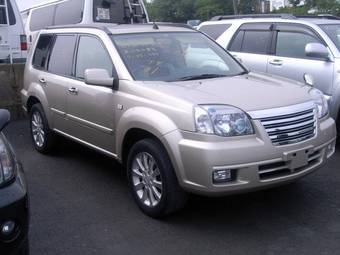 2004 Nissan X-Trail Images