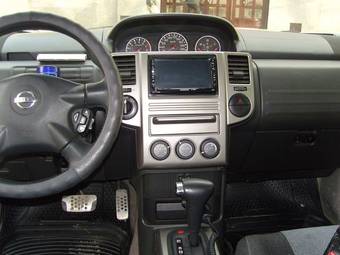 2004 Nissan X-Trail Pictures