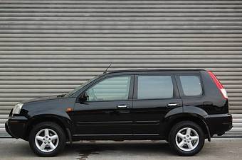 2004 Nissan X-Trail Photos