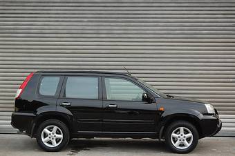 2004 Nissan X-Trail Photos