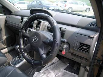 2004 Nissan X-Trail Photos