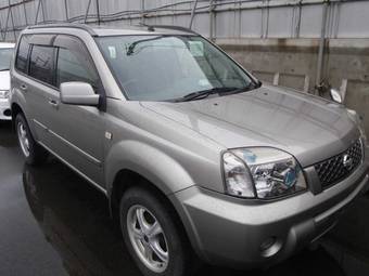 2004 Nissan X-Trail Photos