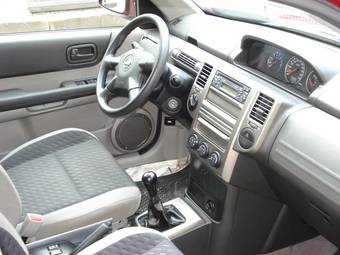 2004 Nissan X-Trail Pics