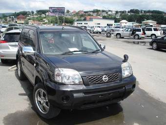 2004 Nissan X-Trail Pictures