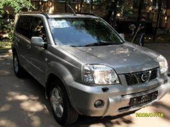 2004 Nissan X-Trail Photos