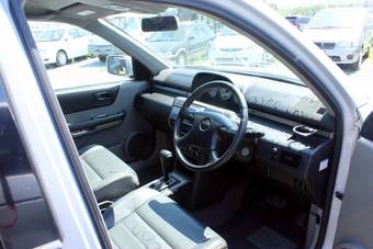 2004 Nissan X-Trail Pictures