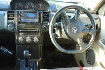 2004 Nissan X-Trail Photos