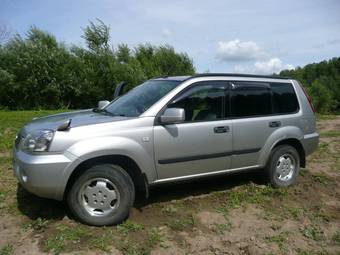 2004 Nissan X-Trail Pictures