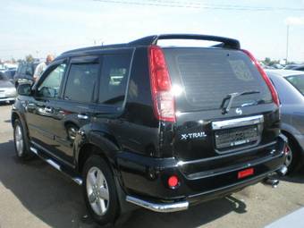 2004 Nissan X-Trail Images