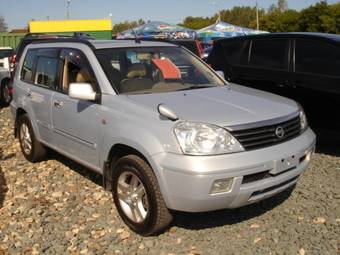 2004 Nissan X-Trail Photos