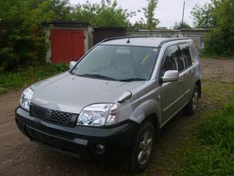 2004 Nissan X-Trail Pictures