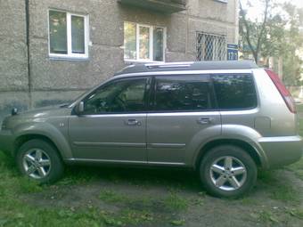 2004 Nissan X-Trail Photos