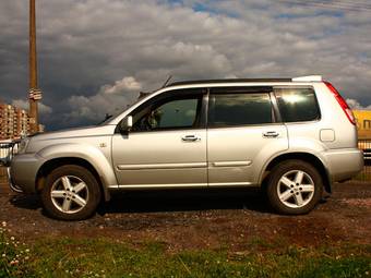 2004 Nissan X-Trail Photos