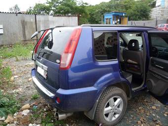 2004 Nissan X-Trail Photos