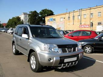 2004 Nissan X-Trail Wallpapers