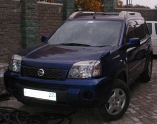 2004 Nissan X-Trail Photos