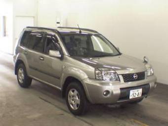 2004 Nissan X-Trail Photos