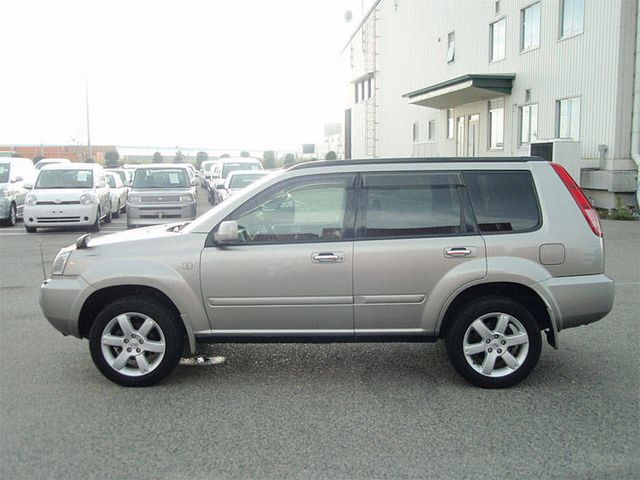 2005 Nissan X-Trail