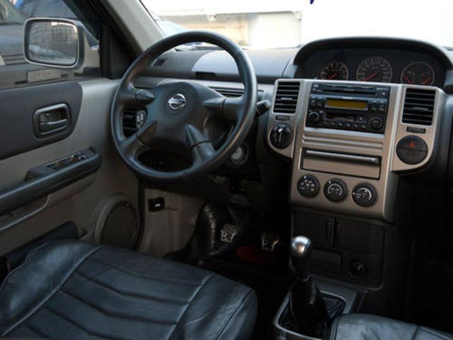 2005 Nissan X-Trail